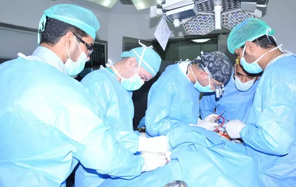 نجاح زراعة قلب صناعي لثلاثيني في مدينة الملك عبدالله الطبية