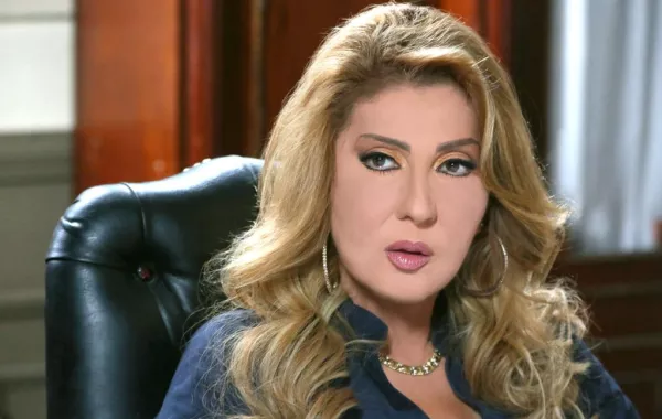 نادية الجندي تتألق بفستان من هاني البحيري