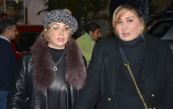 أول ظهور لشهيرة بعد شائعة خلعها للحجاب