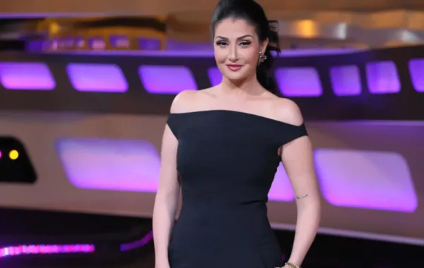 قبلة روتانا ابنة غادة عبد الرازق لزوجها تشعل السوشيال ميديا