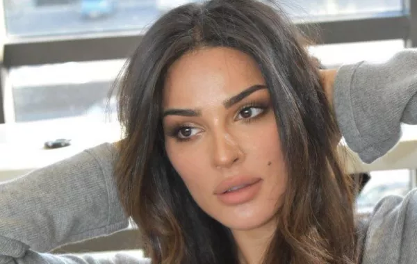 نادين نجيم تكشف عن لوك مسلسلها الجديد "طريق"