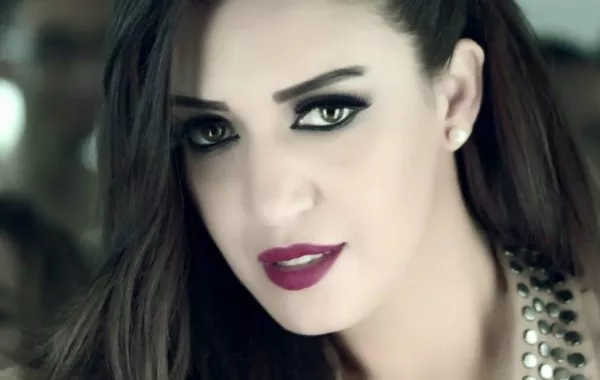 فؤاد عبد الواحد وأسماء لمنور يحييان حفلاً في دبي الاربعاء المقبل 