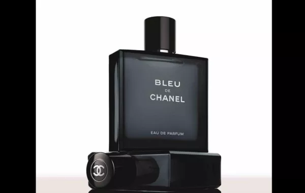 قارورة جديدة بسعة 300 مل من عطر BLEU DE CHANEL