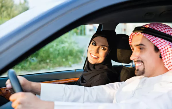 قواعد الـ"اتيكيت" داخل السيارة