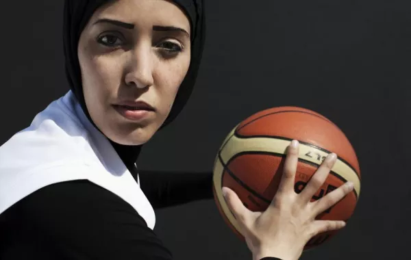 اليوم انطلاق أول دوري نسائي لكرة السلة في الرياض
