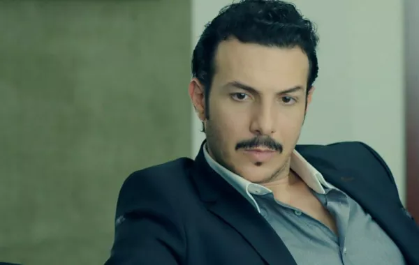 " سيدتي نت " ينفرد بتفاصيل " الرحلة 710 " .. باسل خياط مريض نفسي في المسلسل