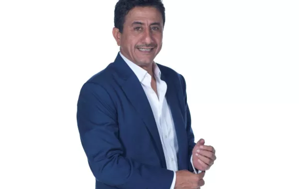 ناصر القصبي بعد فوزه بـ"أوسكار سيدتي": شكراً "سيدتي" على المجهود الرائع