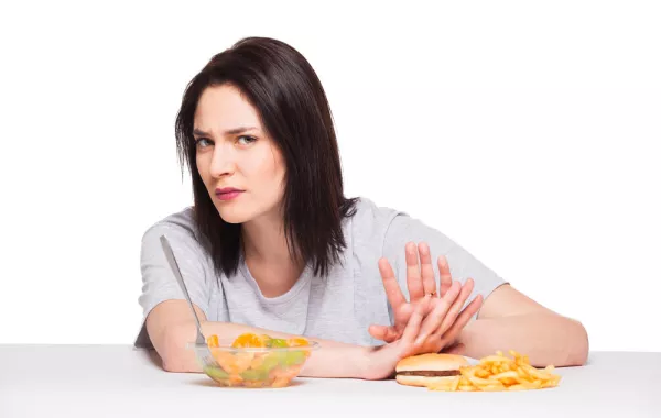 نصائح "رجيم" لمكافحة زيادة الوزن أثناء تعاطي الـ "كورتيزون"