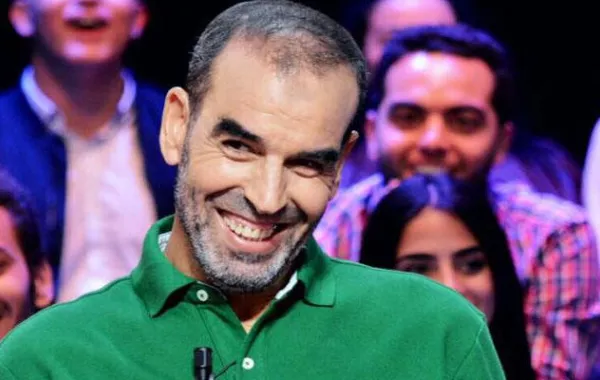 إنجاب فنّان تونسي معتزل ابنة من زواج  عرفي يثير ضجّة في تونس