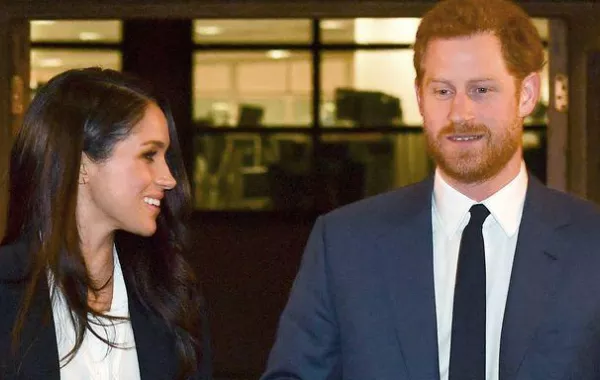 ميغان ماركل تختارAlexander McQueen