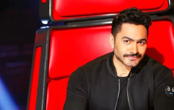 تامر حسني ينفي رسميًّا شائعة "جراحة التجميل" .."طابع الحسن" ظهر بعد ريجيم قاس