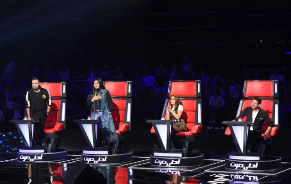 "ذا فويس" في أولى حلقاته: بداية متعثرة ومحمد حماقي مفاجأة البرنامج