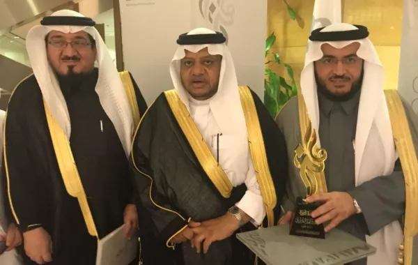 وزير التعليم يتوج تعليم جدة بجائزة الوزارة للتميز