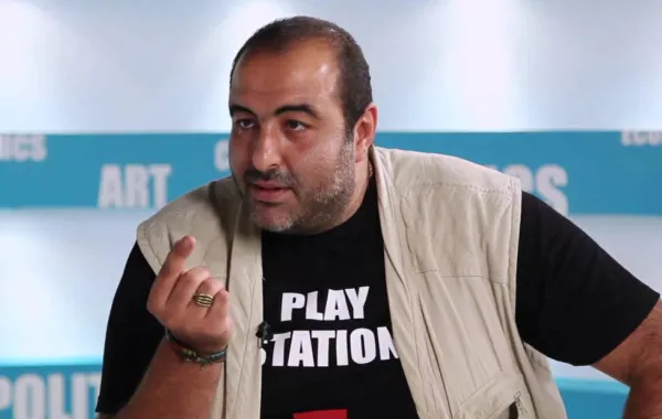 حبس المخرج سامح عبد العزيز 3 سنوات في قضية حيازة مخدر الحشيش