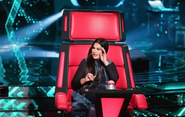 بالفيديو: تقليد إليسا وأحلام في "ذا فويس"