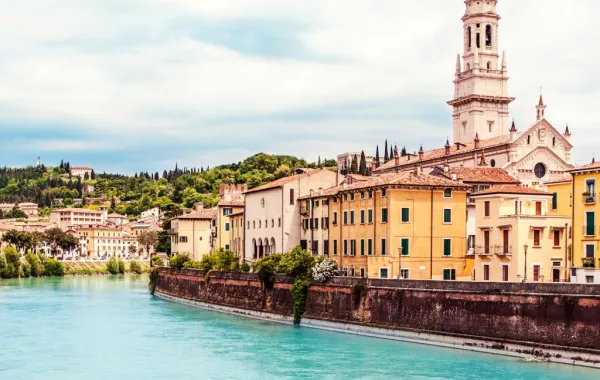 على دروب الحب  في فيرونا الإيطالية