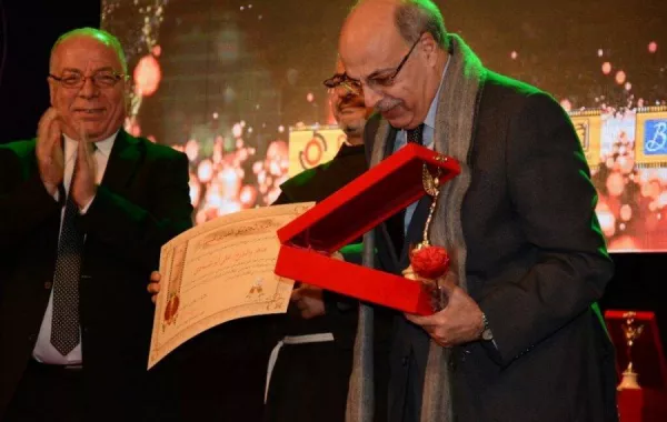 السينما المصرية تودّع الناقد علي أبو شادي ..بعد وفاة مفاجئة