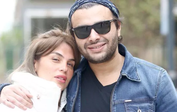 بالصور: رامي صبري يوجه رسالة شكر لزوجته بعد معاناة السجن