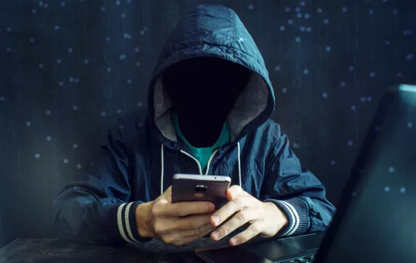 في دبي: 75 % انخفاض البلاغات المقلقة المجهولة