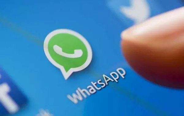 في أبوظبي: امرأة تطعن على حكم لم يُدنها في واقعة سب عبر "واتس أب"