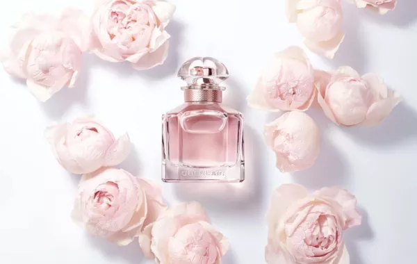 ماء العطر الجديد الغنيّ بعبير الأزهار من جيرلان