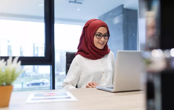 مبادرة جديدة تعد المرأة السعودية للانضمام للقوى العاملة