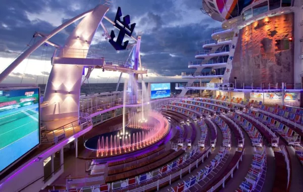 كروز "سيمفوني أوف ذا سيز" تنطلق في أبريل 2018 من برشلونة