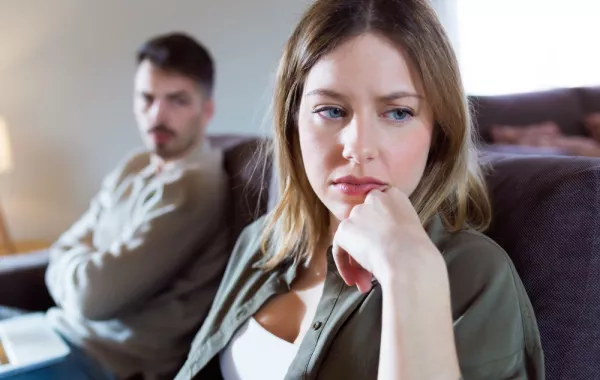 كيف نتعامل مع مشاكل المطلقات؟