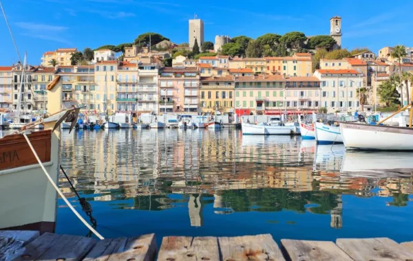 عناوين سياحية في "كان" الفرنسية