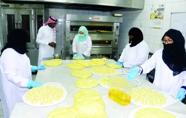 9 سعوديات بمرتبة "شيف" في عالم الفنادق