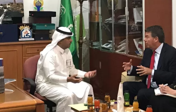 القنصل الأمريكي لدى المملكة يزور سياحة الباحة