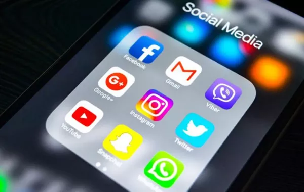 «وسائل التواصل الاجتماعي».. مفيدة للصحة!