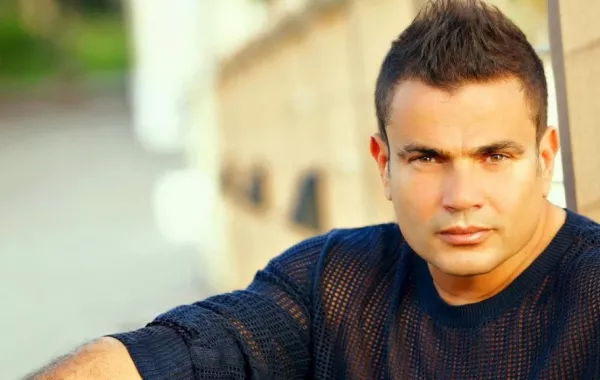 عمرو دياب يعود للتعاون مع شركة روتانا بعد 4 سنوات من الخلافات