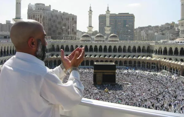 50 ألف ريال غرامة التأخر في المغادرة بعد العمرة