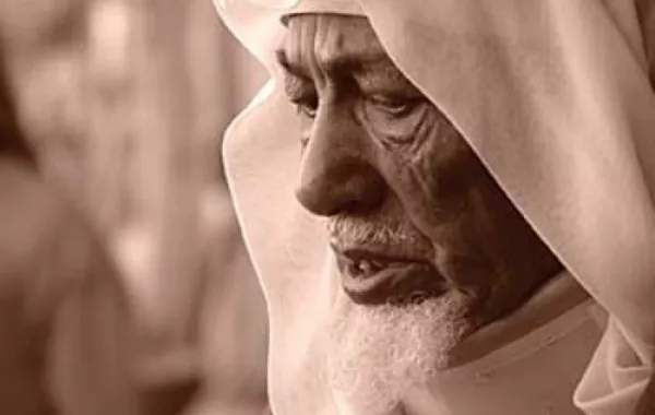 معونات شهرية للعاجزين من المسنين السعوديين