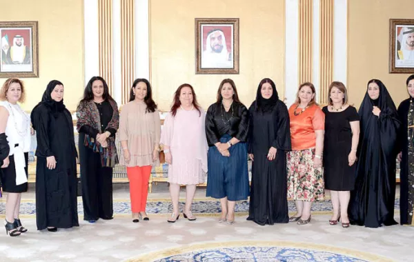 حرم سفير الإمارات في البحرين تقيم حفل وداع