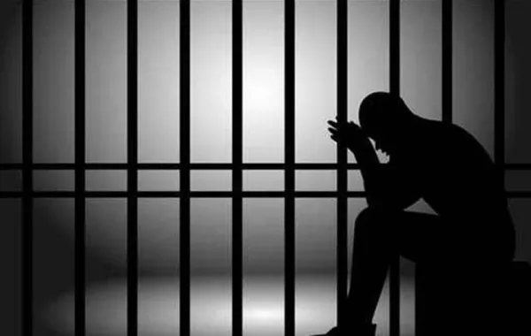 كسر رأس «ابنته الرضيعة» لأنه كان يتمنى ذكراً بدلاً منها
