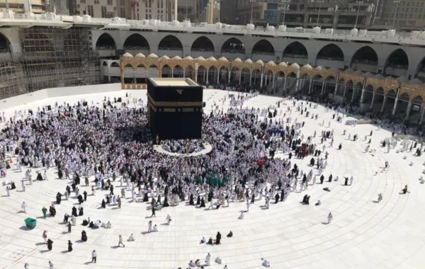 إزالة حواجز صحن الطواف بعد اكتمال مشروع بئر زمزم