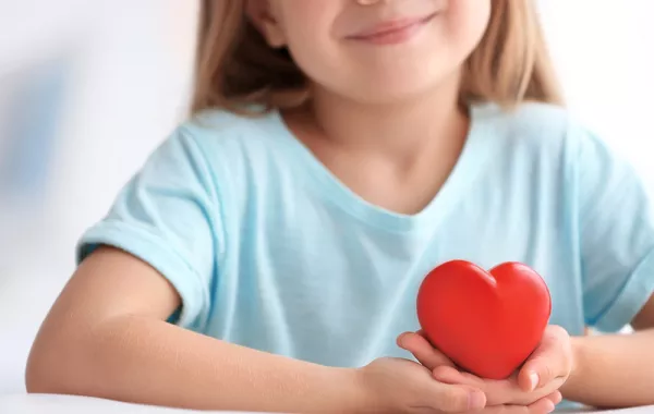 اسباب النوبة القلبية غير المتوقعة عند الأطفال