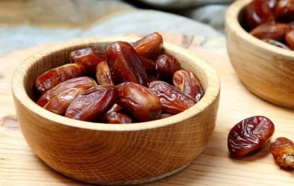 فوائد التمر تجعلكِ لا تستغنين عنه