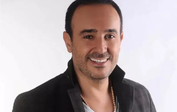 فيديو صابر الرباعي في السعودية ومحمد حماقي وصلها على متن طائرة خاصة