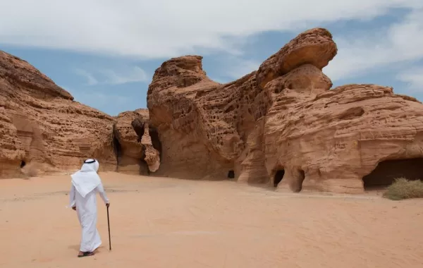 العلا وجهة سياحية سعودية و"ضيفة" في باريس في ربيع 2019