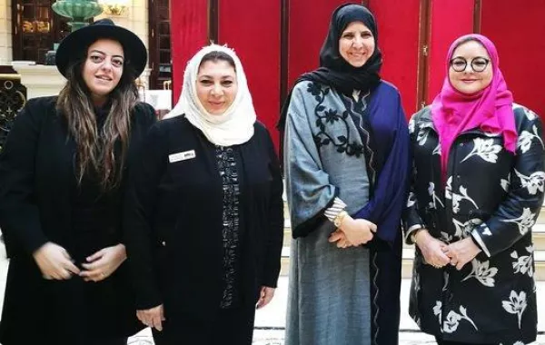 سعوديات يبرزن الوجه الجديد للسعودية في باريس