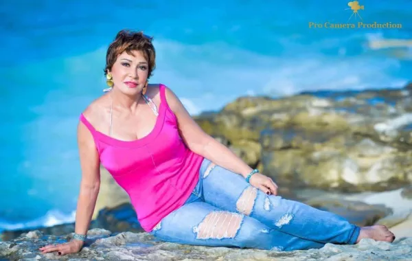بالصور: لبلبة تعود من "الشارع اللي ورانا" بجلسة تصوير مثيرة للجدل