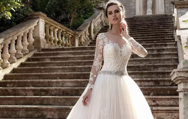 أجدد فساتين زفاف للمحجبات بتوقيع مصممين عرب