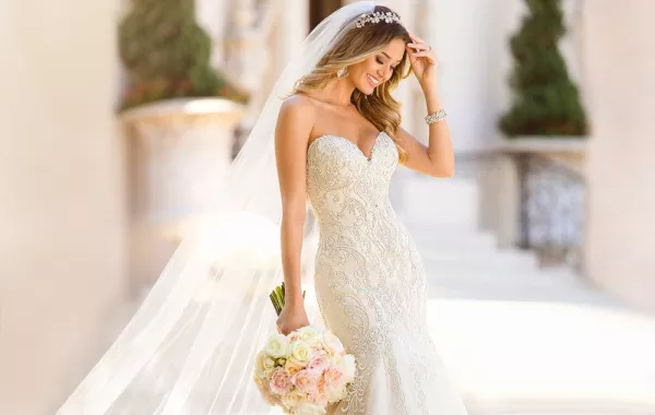 طرح عروس دانتيل ناعمة تناسب فساتين السيرين