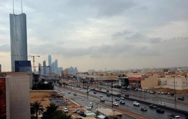 طقس اليوم: عودة السحب الرعدية إلى سماء السعودية