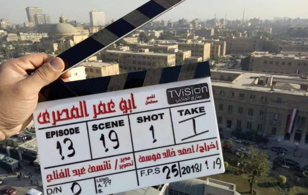 بالفيديو: كيف تحوّل أحمد عز من محامي إلى إرهابي في 60 ثانية؟
