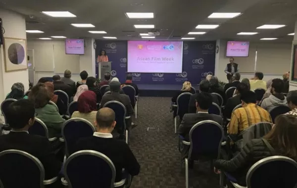 من افتتاح المهرجان.jpg