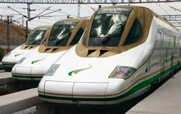 قطار الحرمين يسيّر رحلة بين محطتي رابغ والمدينة المنورة
